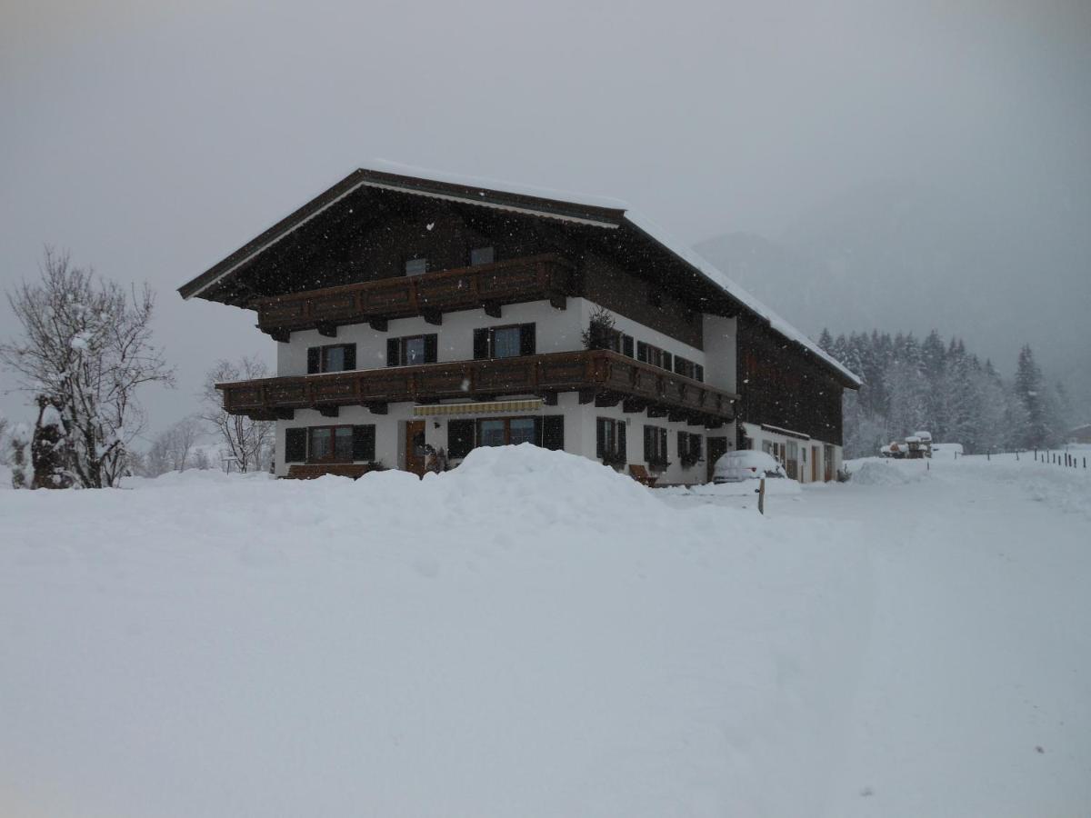 Schneiderbauer Bed & Breakfast ไวดริง ภายนอก รูปภาพ