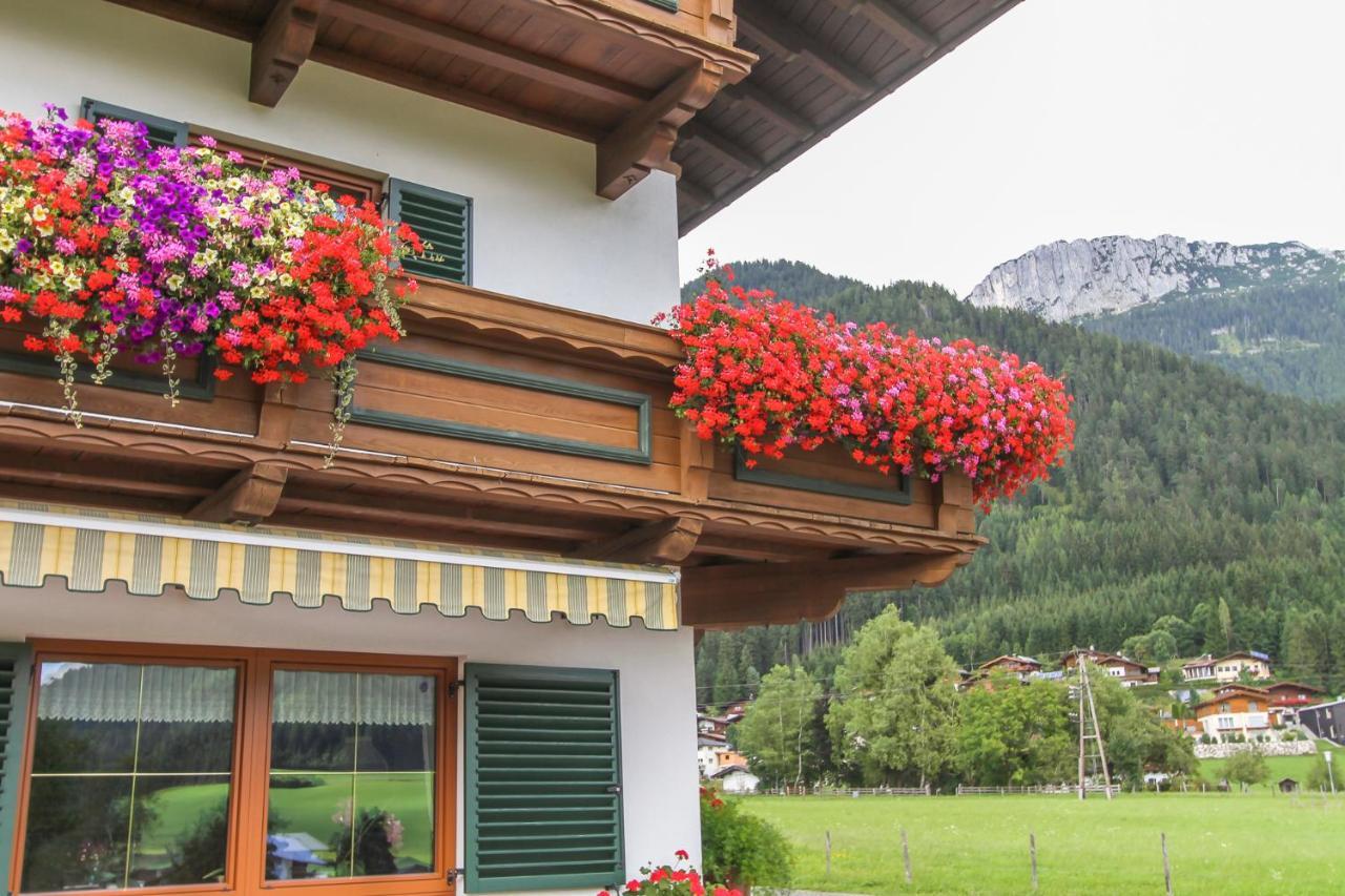 Schneiderbauer Bed & Breakfast ไวดริง ภายนอก รูปภาพ