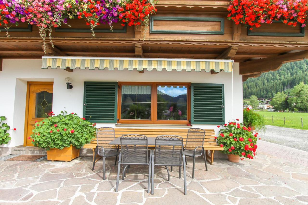 Schneiderbauer Bed & Breakfast ไวดริง ภายนอก รูปภาพ