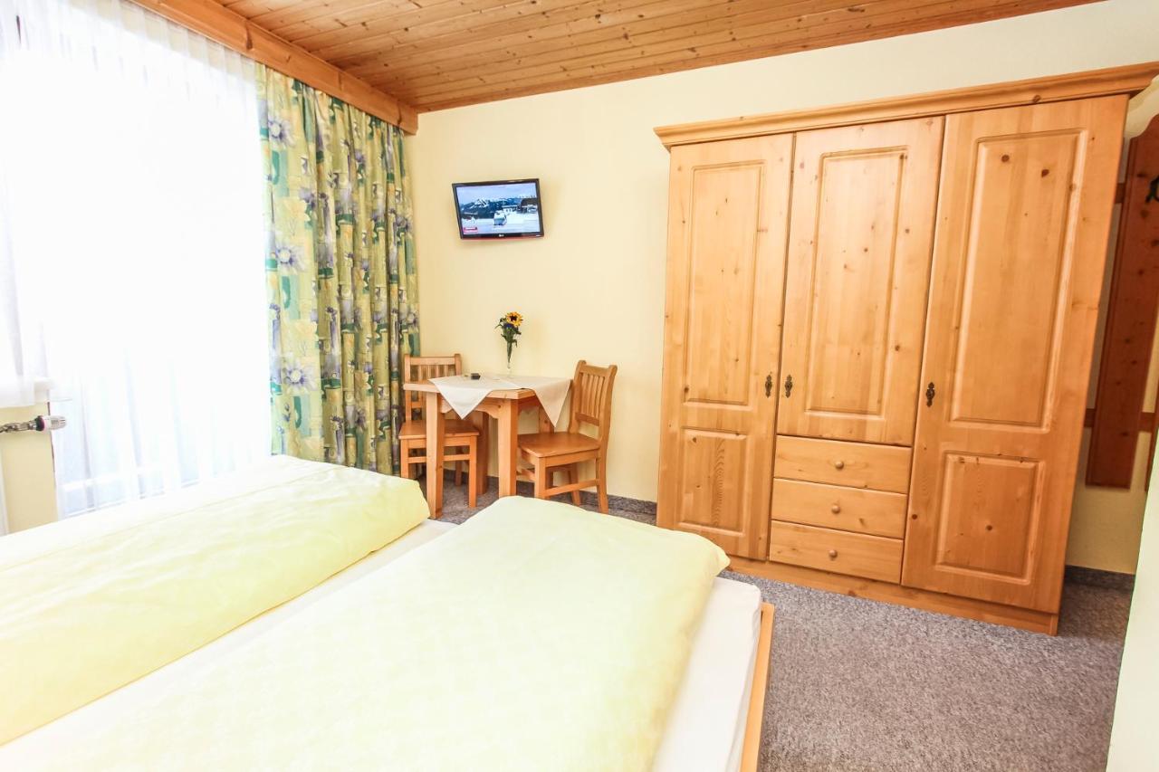 Schneiderbauer Bed & Breakfast ไวดริง ภายนอก รูปภาพ