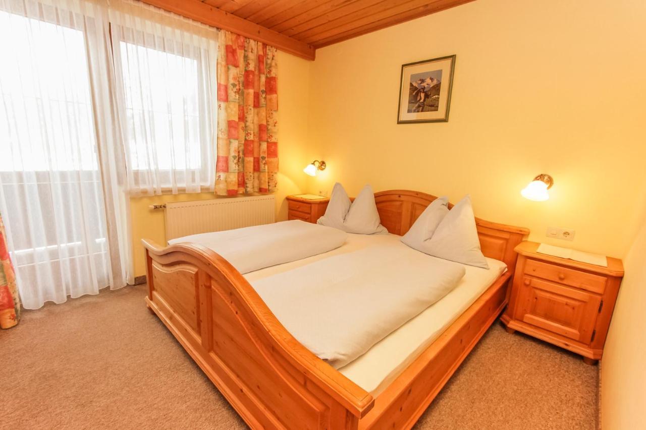 Schneiderbauer Bed & Breakfast ไวดริง ภายนอก รูปภาพ